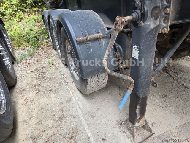 Walking floor semitrailer SCHWARZMÜLLER Schuhboden / 93 Kubik / 10mm Lamellen