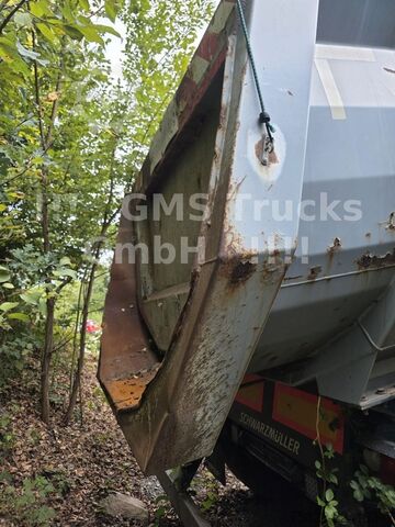 Walking floor semitrailer SCHWARZMÜLLER Schuhboden / 93 Kubik / 10mm Lamellen