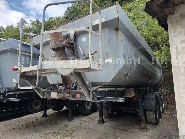 Walking floor semitrailer SCHWARZMÜLLER Schuhboden / 93 Kubik / 10mm Lamellen