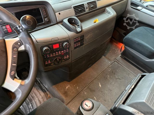 Standard SZM MAN TGX 18.460 / NEW TACHO SMT2