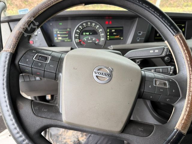 Standard tractor unit VOLVO FH460  Euro 6 / Kipphydraulik