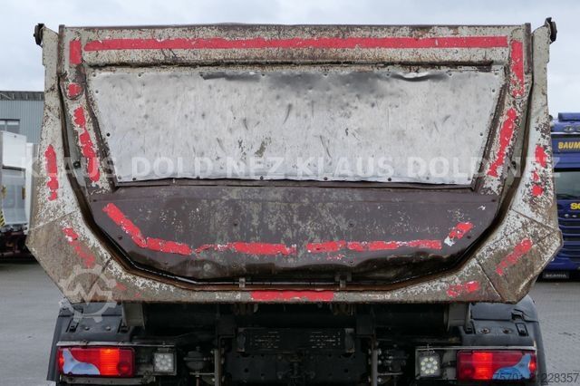 Kipper LKW MAN TGS 35.500 Kipper Trösch Thermo-Mulde 10x4