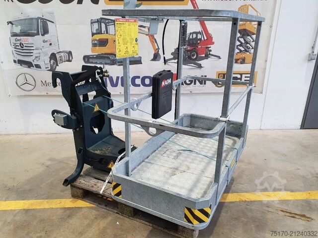 Magni Arbeitskorb / Baumpflegekorb / drehbar NEU Magni Arbeitskorb / Baumpflegekorb / drehbar NEU