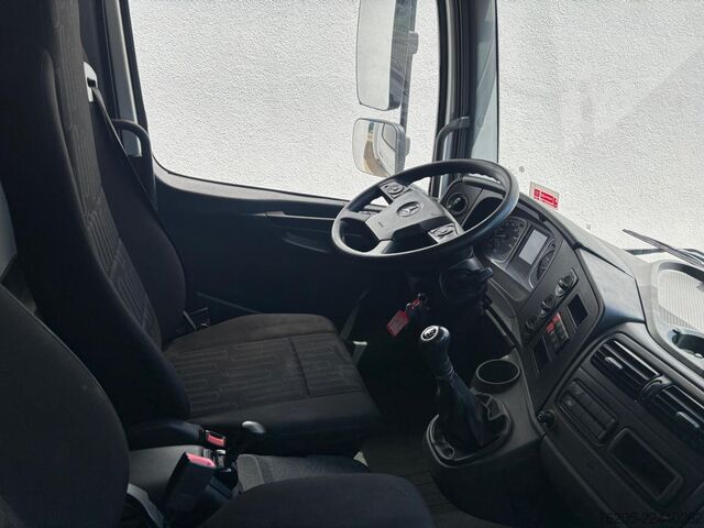 Box truck Mercedes-Benz 818 L AUT Luft SpurH