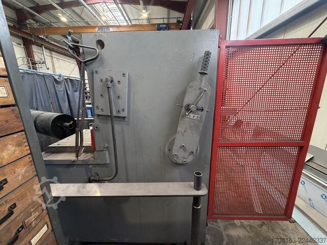 Hydraulic guillotine shear BAYKAL HGL 3100/6