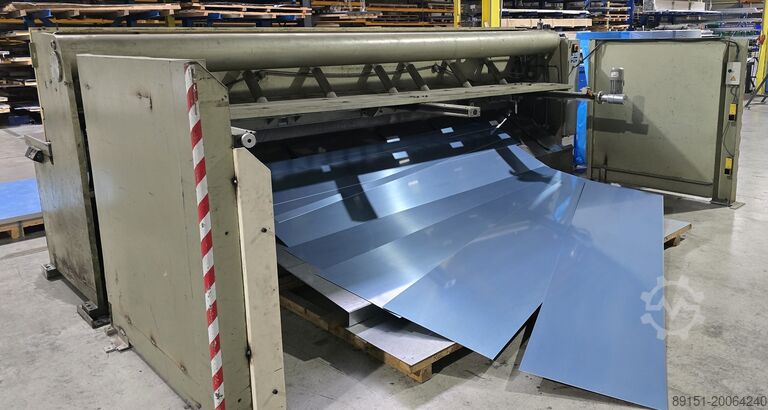 Hydraulic guillotine shear Safan VS 430-3