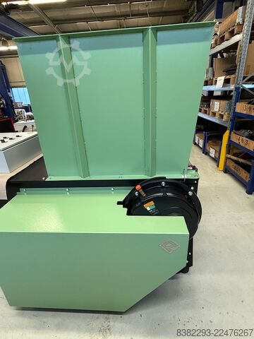 Wood shredder / Shredder RÖSSLER MHR830 ecoline