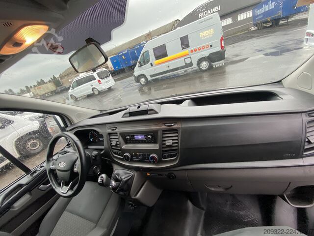 Wohnwagen/Wohnmobil Ford Panama 2022 | Cambio manuale | Tetto a soffietto