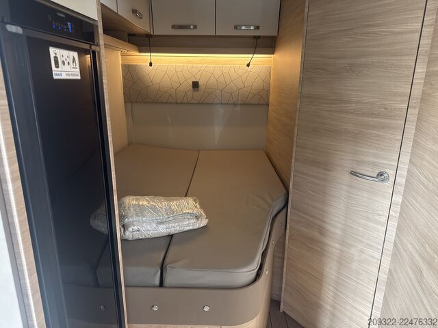 Teilintegriertes Wohnmobil Fiat Ducato Weinsberg Carasuite 2024 | Cambio automatico | 5 posti letto