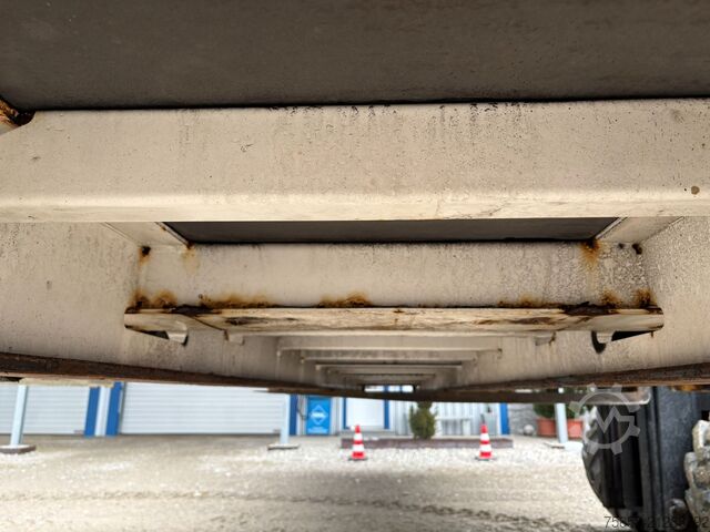 Wechselpritsche offen Krone 7,82m BDF Baustoff Zurringe Kranbar