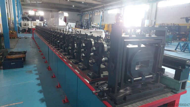 Roll forming line  