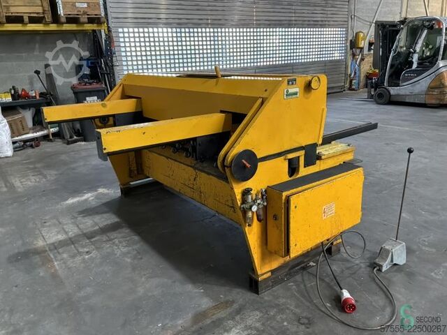 Sheet shears  RAS 83.20, 2040x3mm RAS 