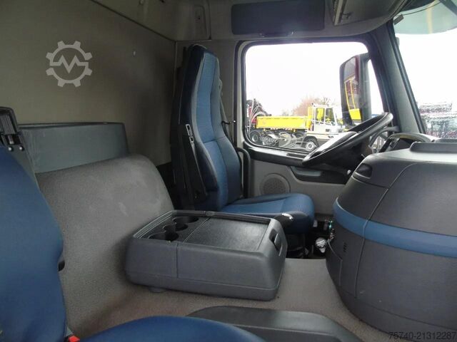 Box body Volvo FM 9.340 + SPECIAL LIFT 2 ETAGE + EURO 5