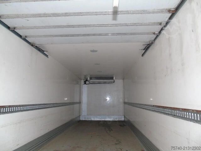 Kühl-/Tiefkühltransport DAF LF 220 + CARRIER SUPRA 850 + 16T + EURO 6