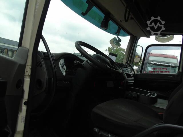 Standard-SZM DAF CF 400