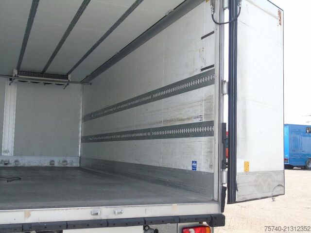 Kühl-/Tiefkühltransport DAF CF 220 + CARRIER + EURO 6 + LIFT