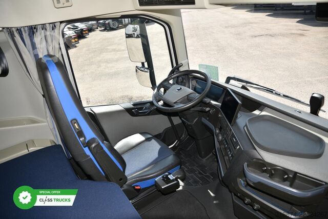 Standard tractor unit VOLVO FH 500 XL Retarder i-ParkCool ACC