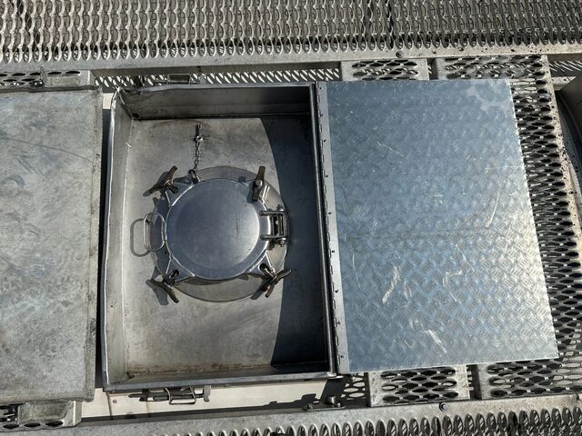 Tank container CIMC 34.820L / 1-comp. / 4 BAFFLES / 20FT swapbody /...