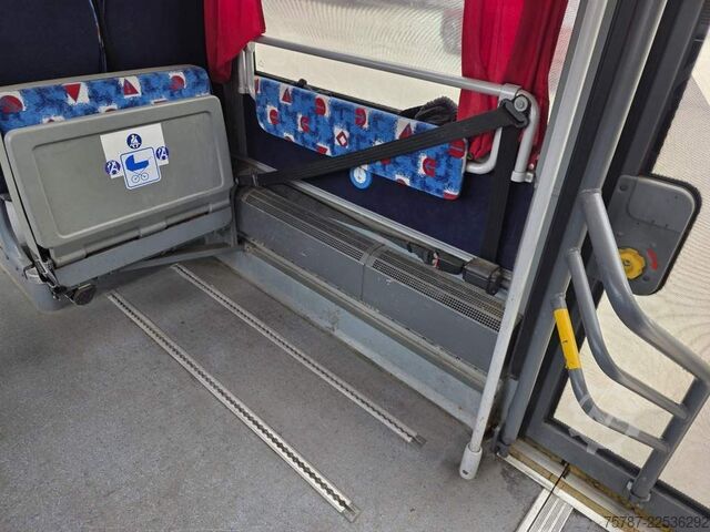Überlandbus MERCEDES-BENZ Citaro O530 LE, Gurten,  Armlehnen, Gardinen