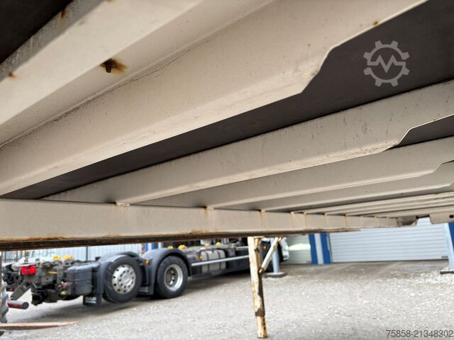 Wechselbrücke mit Kofferaufbau Krone BDF Stahl Wechselkoffer Türen