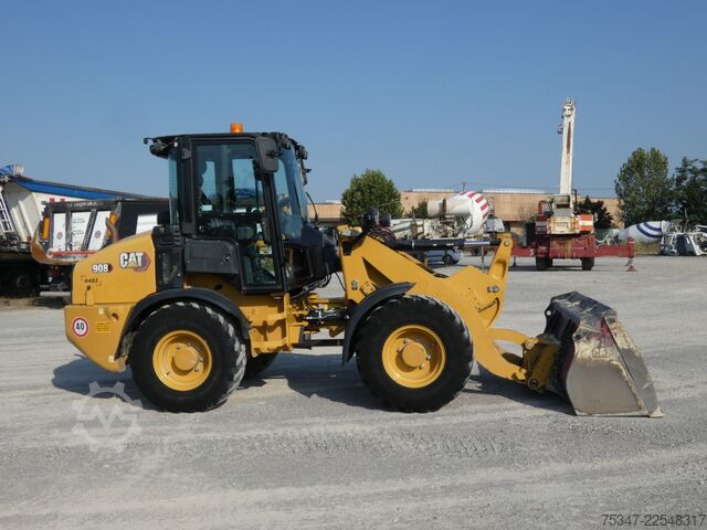 Radlader Caterpillar 908