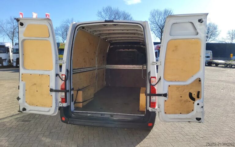 Panel van Renault Master 150 PK  EURO 6  L3H2 GESLOTEN - VSF-75-F...