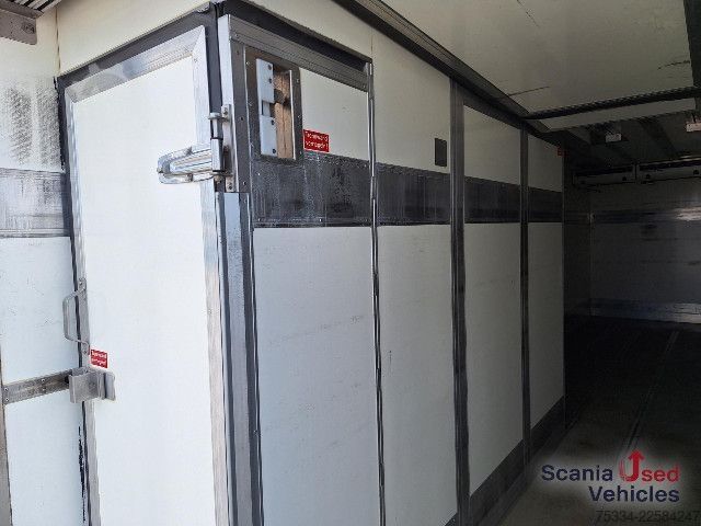 Refrigerated truck Volvo FE320 Kühlkoffer mit Ladebordwand TOP TK T1200R