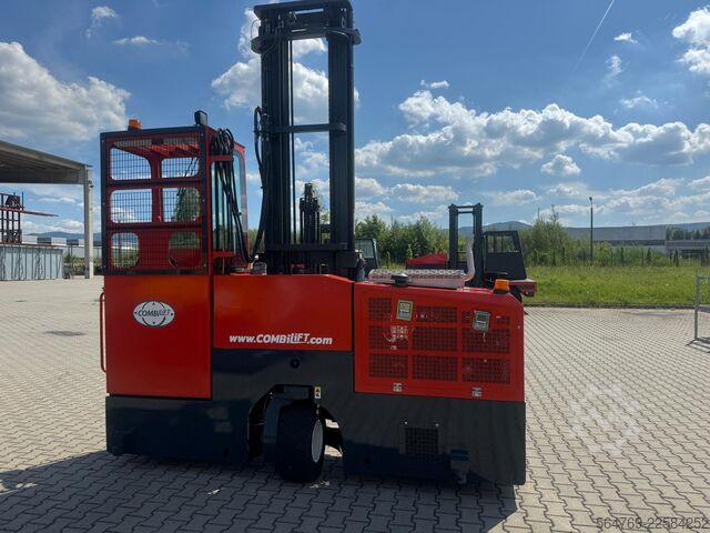 4-way forklift Combilift C3000GST / LPG /Triplex 8300 mm/Perfect
