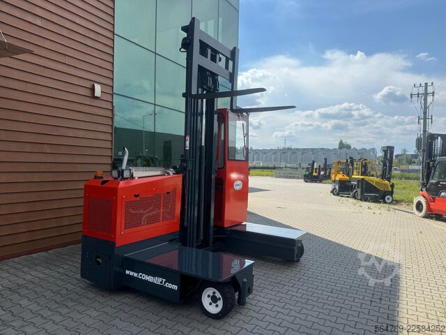 4-way forklift Combilift C3000GST / LPG /Triplex 8300 mm/Perfect