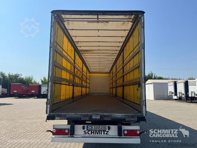 Auflieger mit Pritsche & Plane Schmitz Cargobull Curtainsider Standard