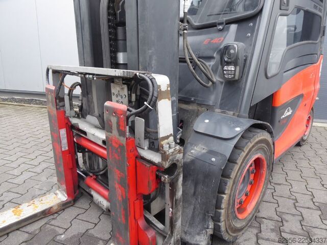 Electric 4-wheel forklift Linde E40HL-01/600