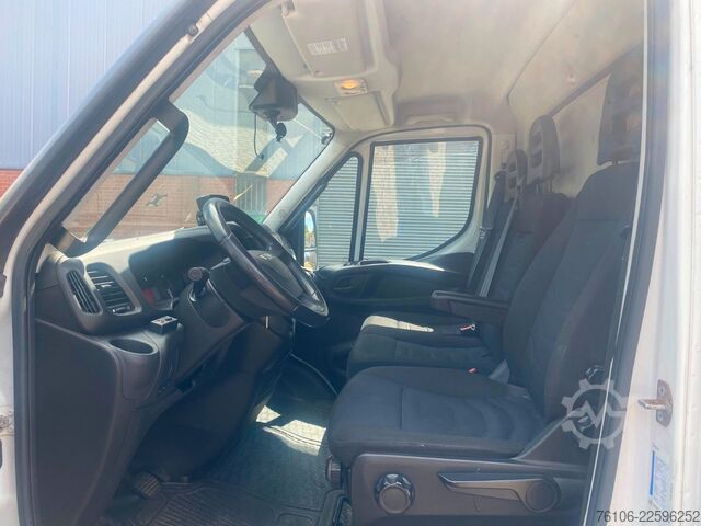 Transporter mit Pritsche & Plane IVECO Daily 72C18 Hi-Matic Schiebe Plane +LBW