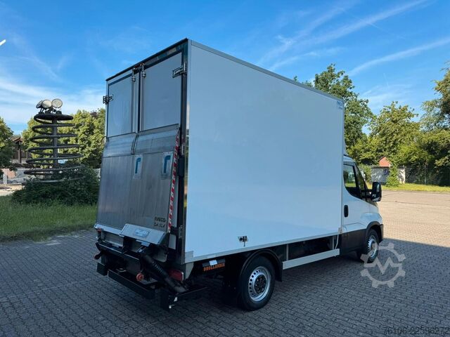Kühltransporter IVECO Daily 35S16 Tiefkühlkoffer mit Ladebordwand