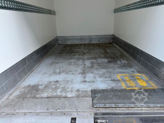 Kühltransporter IVECO Daily 35S16 Tiefkühlkoffer mit Ladebordwand