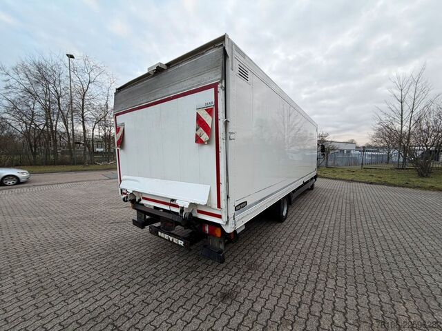 Transporter mit Koffer MAN TGL 8.190  Isolier Koffer mit Ladebordwand