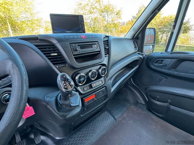 Box van IVECO Daily 70C17 Koffer mit Ladebordwand