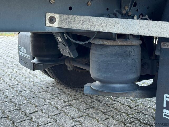 Box van IVECO Daily 70C17 Koffer mit Ladebordwand