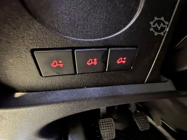 High top van IVECO Daily 50C18 Kastenwagen *Navi*Ahk**
