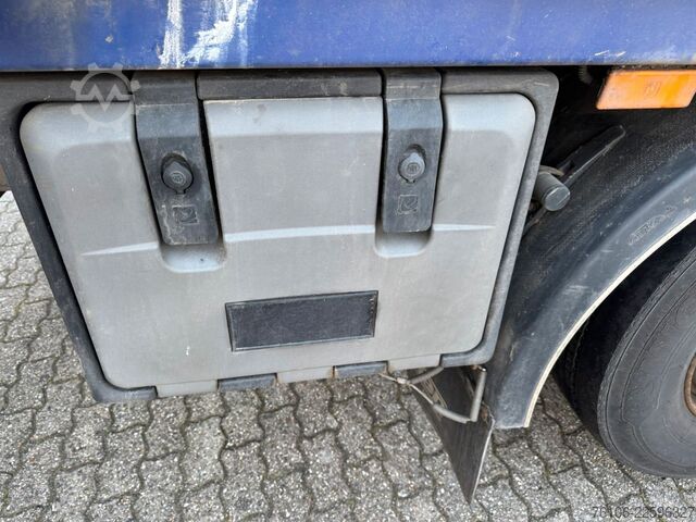 Box truck MERCEDES-BENZ Actros 2545 6x2 Getränkewagen