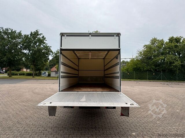 Box van IVECO Daily 72C18 Hi Matic Koffer mit Ladebordwand