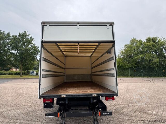 Box van IVECO Daily 72C18 Hi Matic Koffer mit Ladebordwand