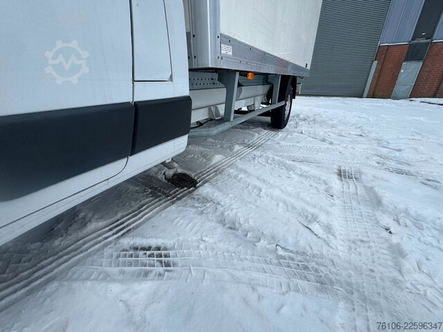 Box van FIAT Ducato Koffer *Navi*Kamera*TÜV neu*Länge 4,20m