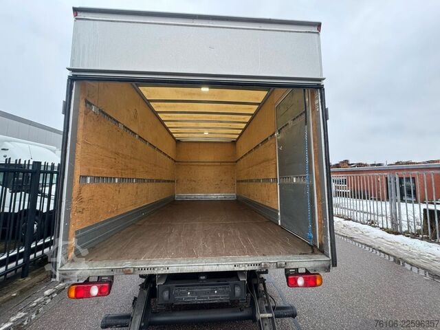 Box van FUSO Canter 7C18 Koffer mit Ladebordwand *Klima*