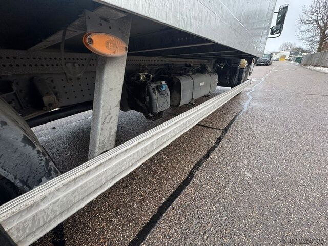 Box van FUSO Canter 7C18 Koffer mit Ladebordwand *Klima*