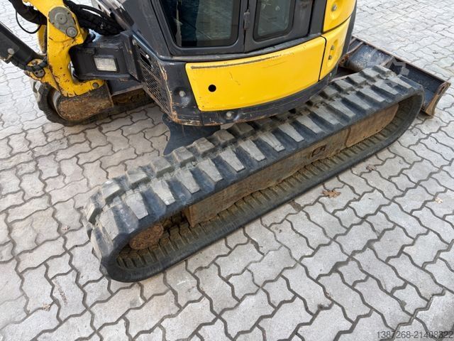 Mini excavator YANMAR VIO27-6 / 2019 BJ / 2.600 H / 2 x Löffel