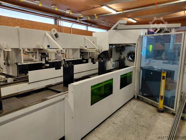 Rohrlaserschneidmaschine TRUMPF TruLaser Tube 5000 fiber (T06)
