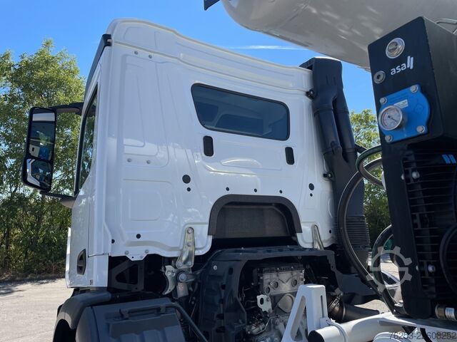 Concrete mixer truck Mercedes-Benz Arocs 4142 Betonmischer AUT Kam. SpurH
