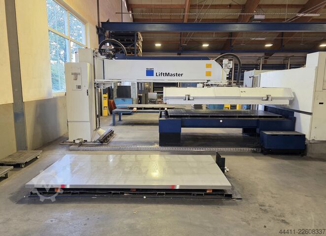 Laserschneidmaschine TRUMPF TruLaser 5030 Fiber (L68) 8000W mit LM