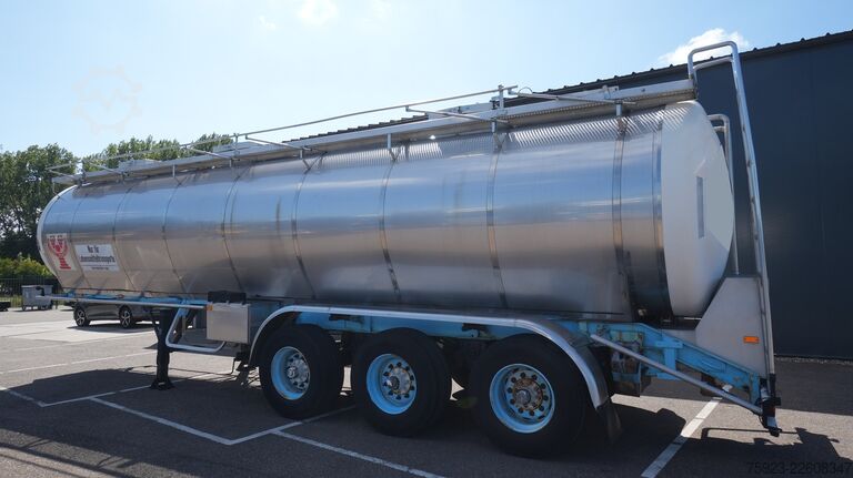 Lebensmitteltanker Pacton 3 axle food tank trailer 30.000ltr