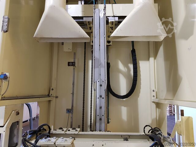 Bag sealing and closing (sewing) machine BAG TREATMENT HOLLAND BV BTH SLS-350